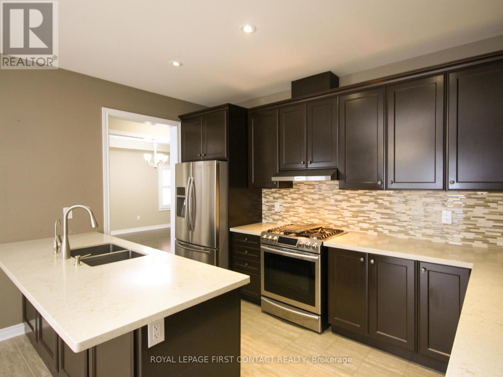 30 Forsyth Crescent, Springwater, Ontario  L4N 5K4 - Photo 18 - S12638524