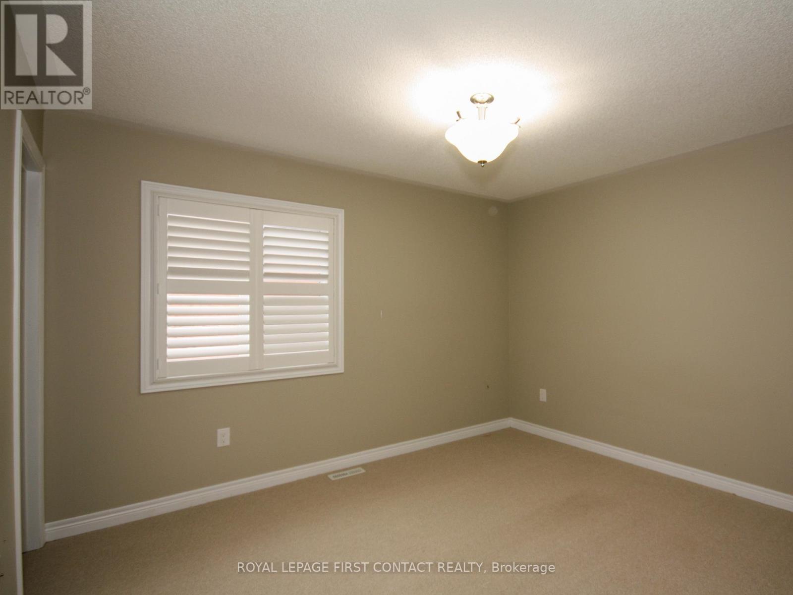 30 Forsyth Crescent, Springwater, Ontario  L4N 5K4 - Photo 33 - S12638524