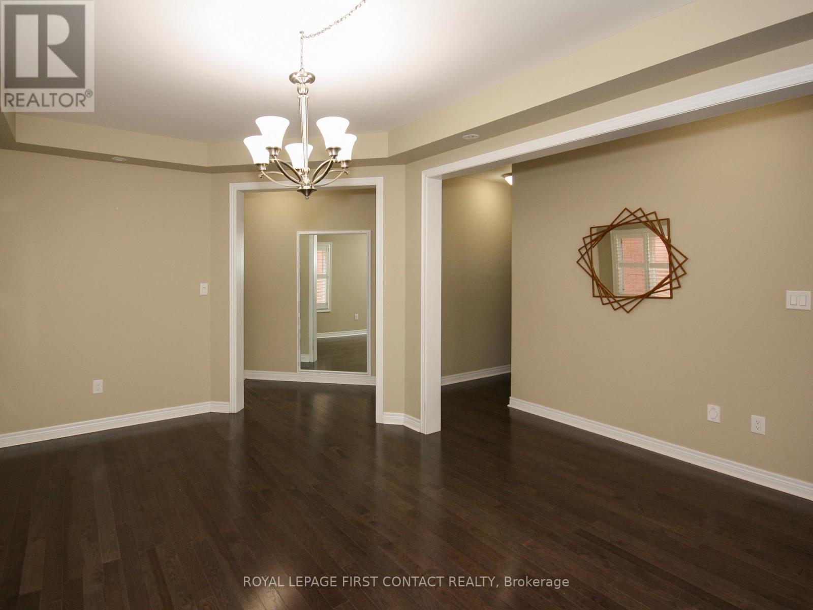 30 Forsyth Crescent, Springwater, Ontario  L4N 5K4 - Photo 8 - S12638524