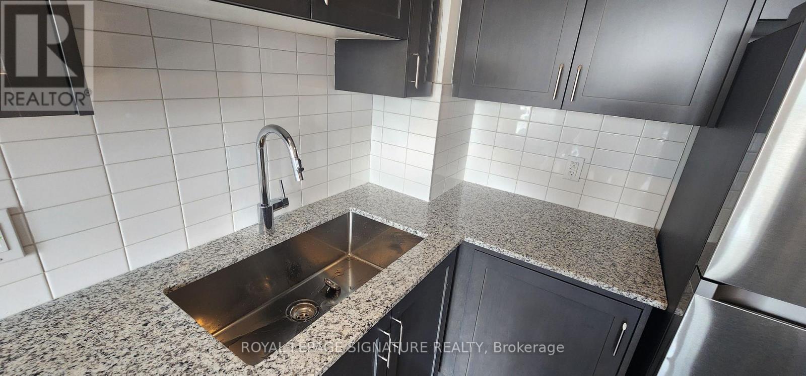 404 - 3285 Carding Mill Trail, Oakville, Ontario  L6M 5P7 - Photo 8 - W12637574