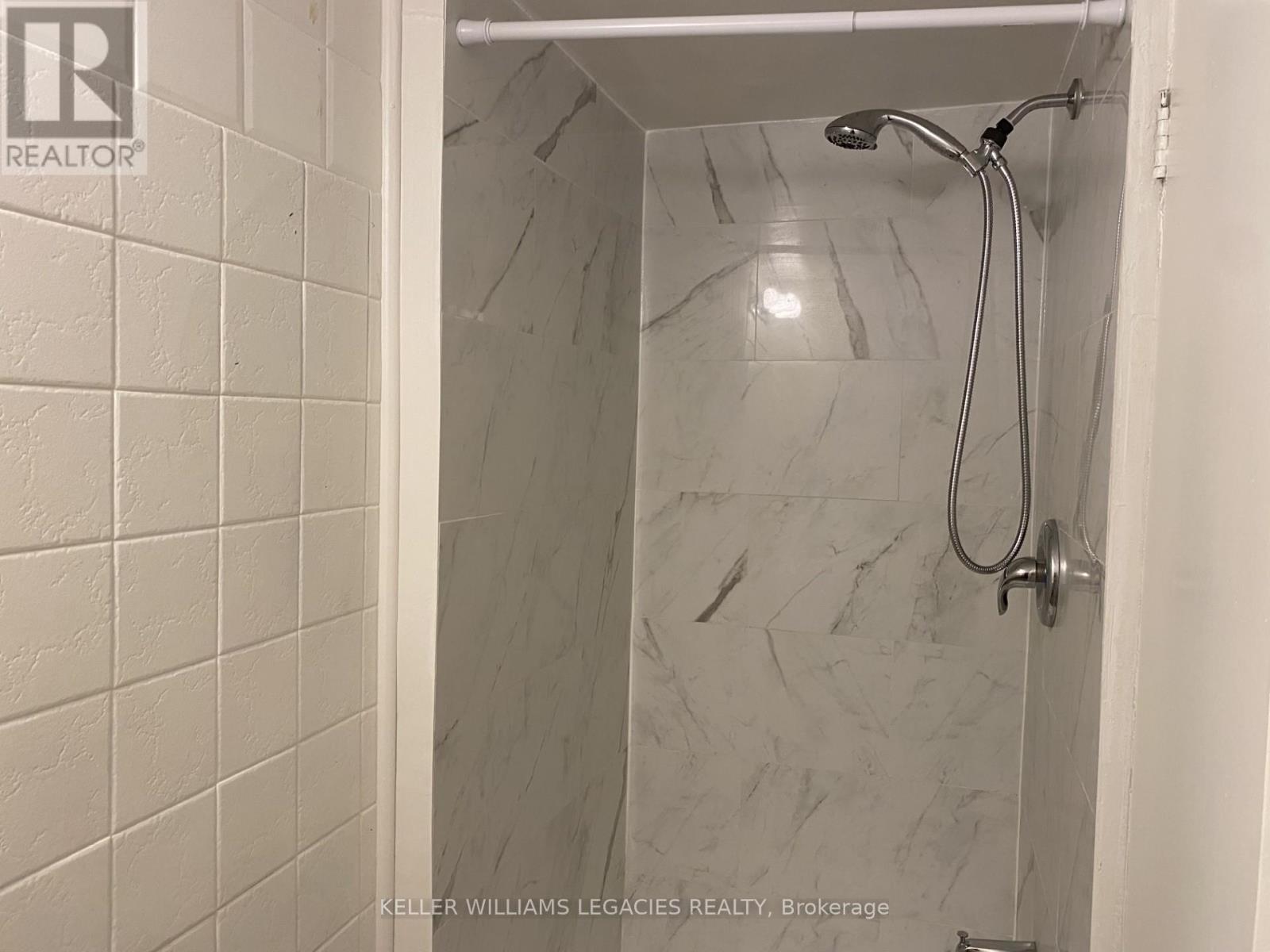 402 - 7 Gale Crescent, St. Catharines, Ontario  L2R 7M8 - Photo 8 - X12591164