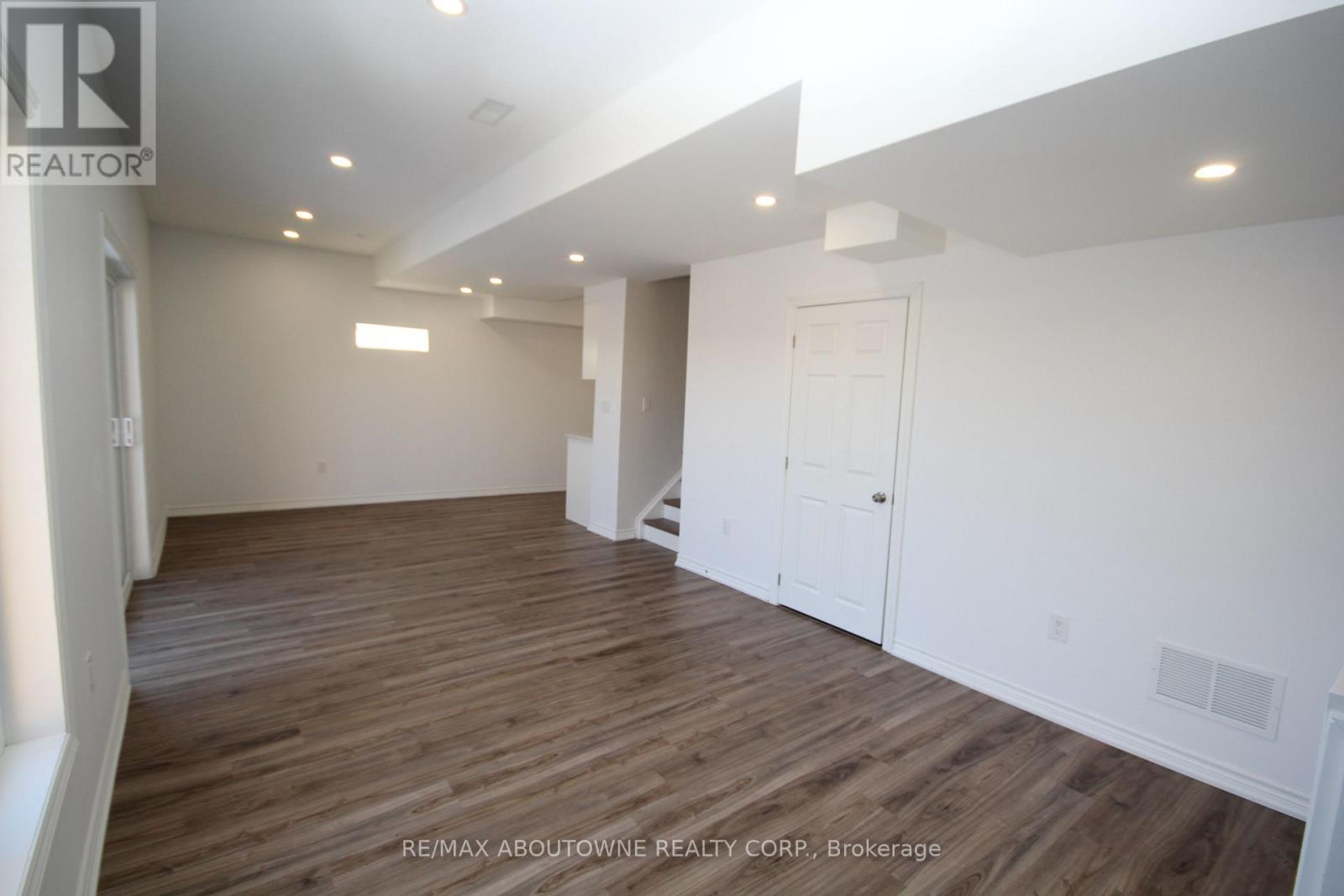 3892 Lodi Road, Burlington, Ontario  L7M 0Z5 - Photo 24 - W12638440