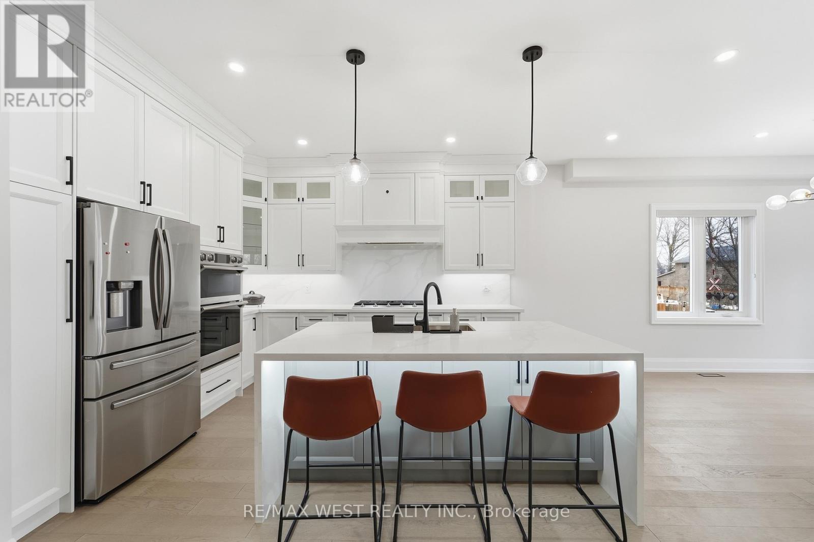 922 Fourth Street, Mississauga (Lakeview), Ontario  L5E 1J6 - Photo 15 - W12638452