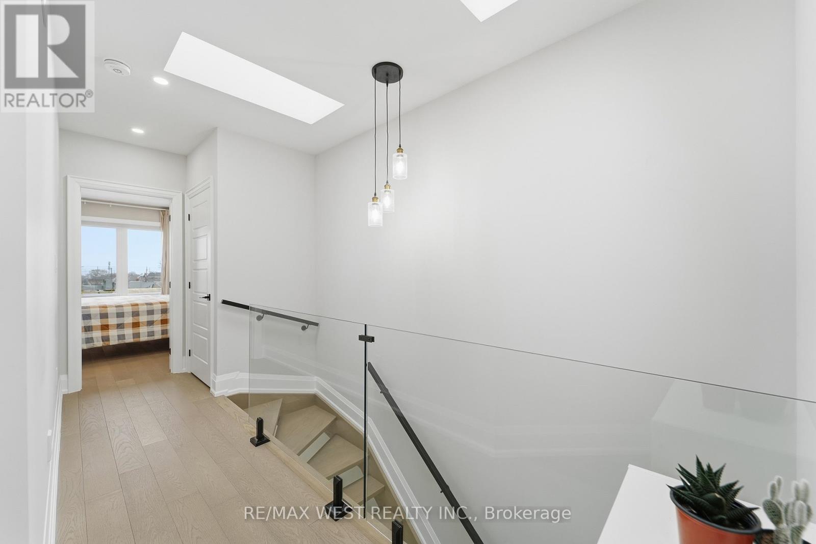 922 Fourth Street, Mississauga (Lakeview), Ontario  L5E 1J6 - Photo 20 - W12638452