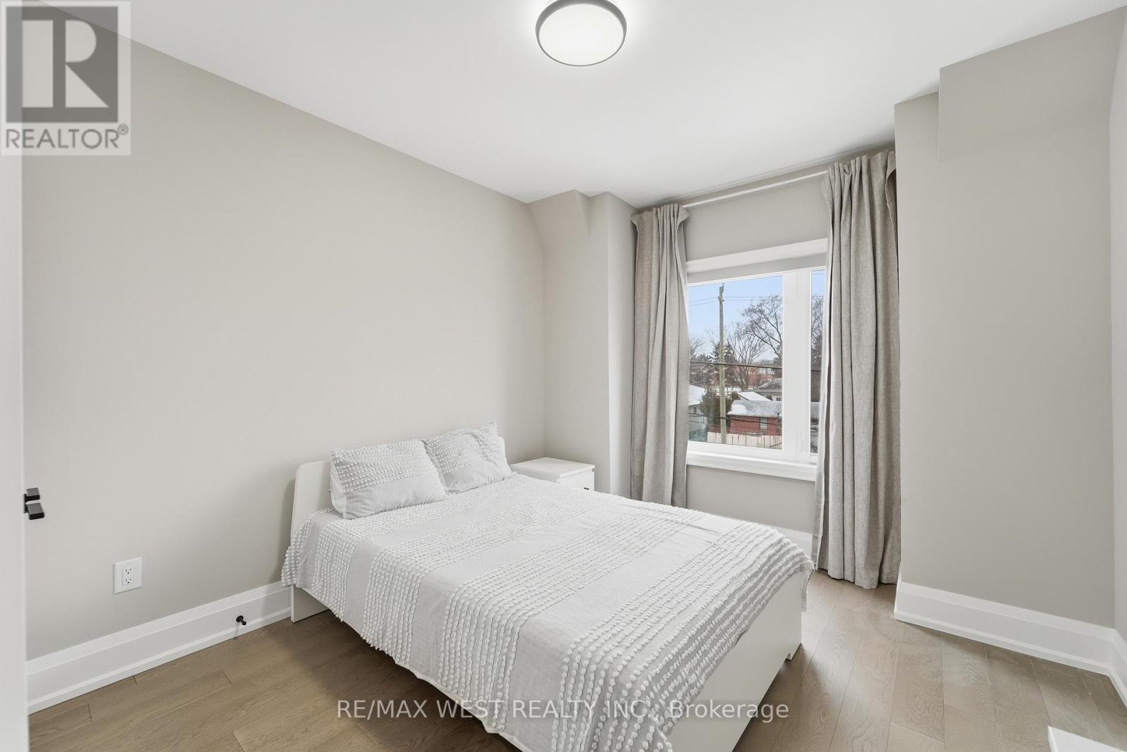 922 Fourth Street, Mississauga (Lakeview), Ontario  L5E 1J6 - Photo 29 - W12638452