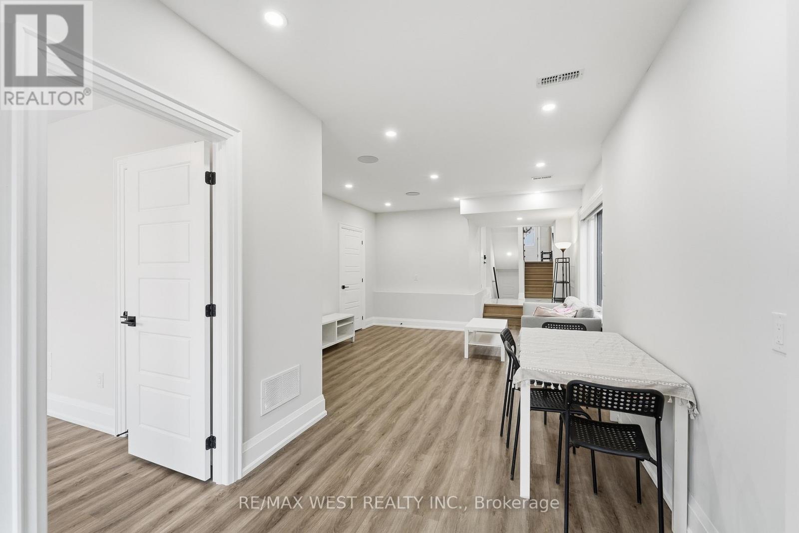 922 Fourth Street, Mississauga (Lakeview), Ontario  L5E 1J6 - Photo 41 - W12638452