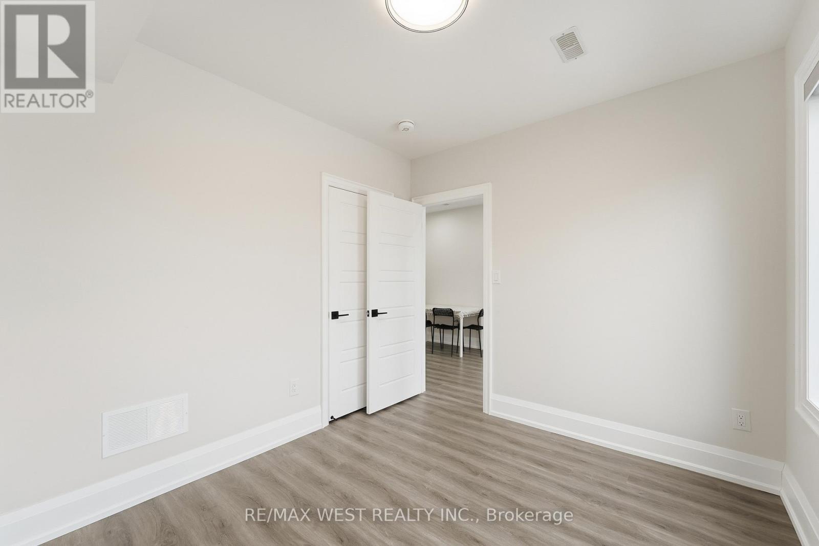 922 Fourth Street, Mississauga (Lakeview), Ontario  L5E 1J6 - Photo 43 - W12638452