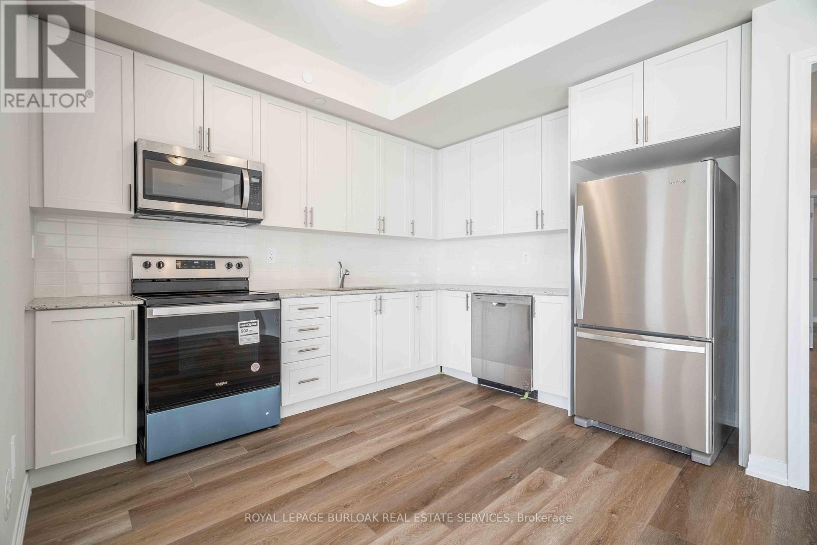 126 - 1585 Rose Way, Milton (Cb Cobban), Ontario  L9E 1N4 - Photo 5 - W12638454