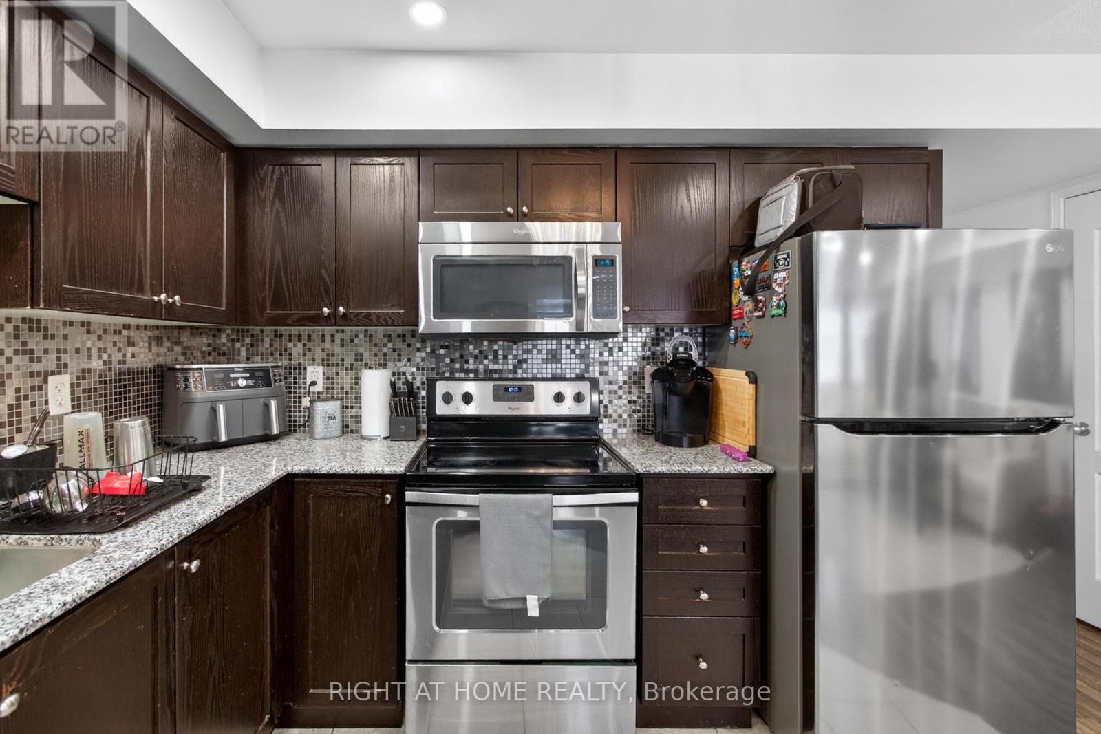 1 - 2504 Post Road, Oakville, Ontario  L6H 0K1 - Photo 15 - W12638482