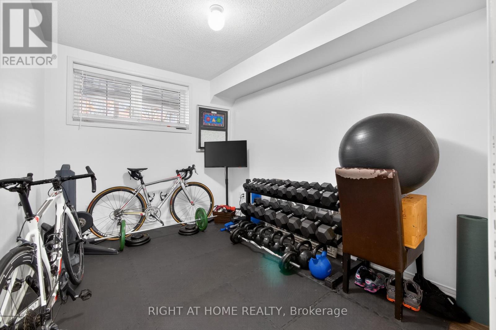 1 - 2504 Post Road, Oakville, Ontario  L6H 0K1 - Photo 26 - W12638482