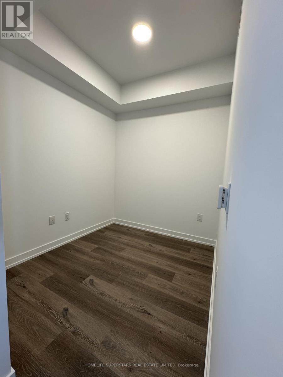 3201 - 395 Square One Drive, Mississauga (City Centre), Ontario  L5B 0P6 - Photo 13 - W12638496