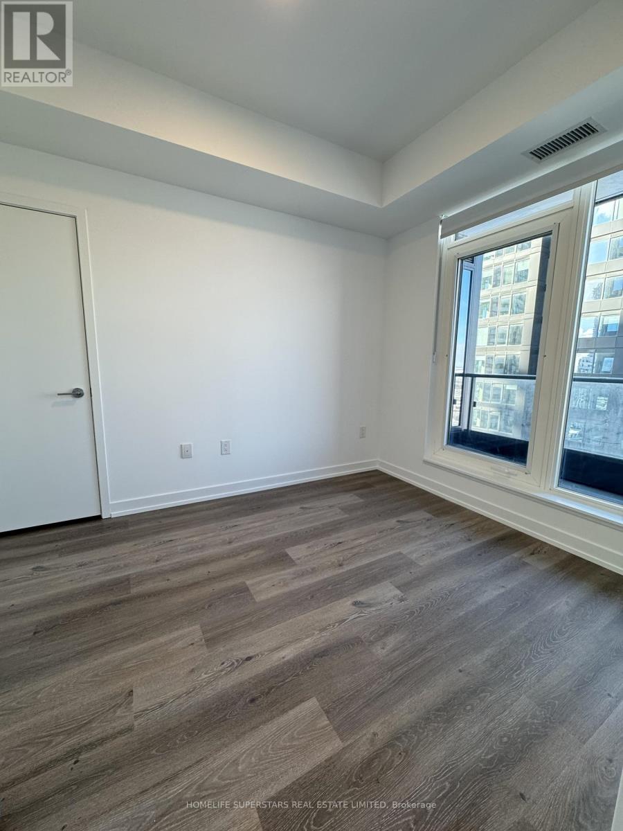 3201 - 395 Square One Drive, Mississauga (City Centre), Ontario  L5B 0P6 - Photo 8 - W12638496