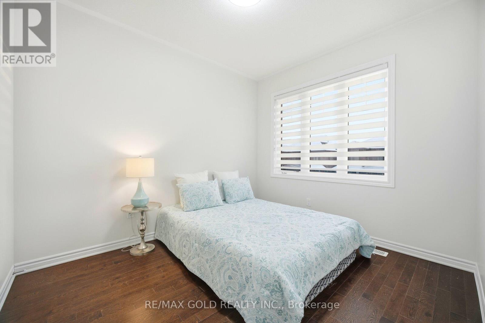 15 Spinland Street, Caledon, Ontario  L7C 4K4 - Photo 33 - W12638518