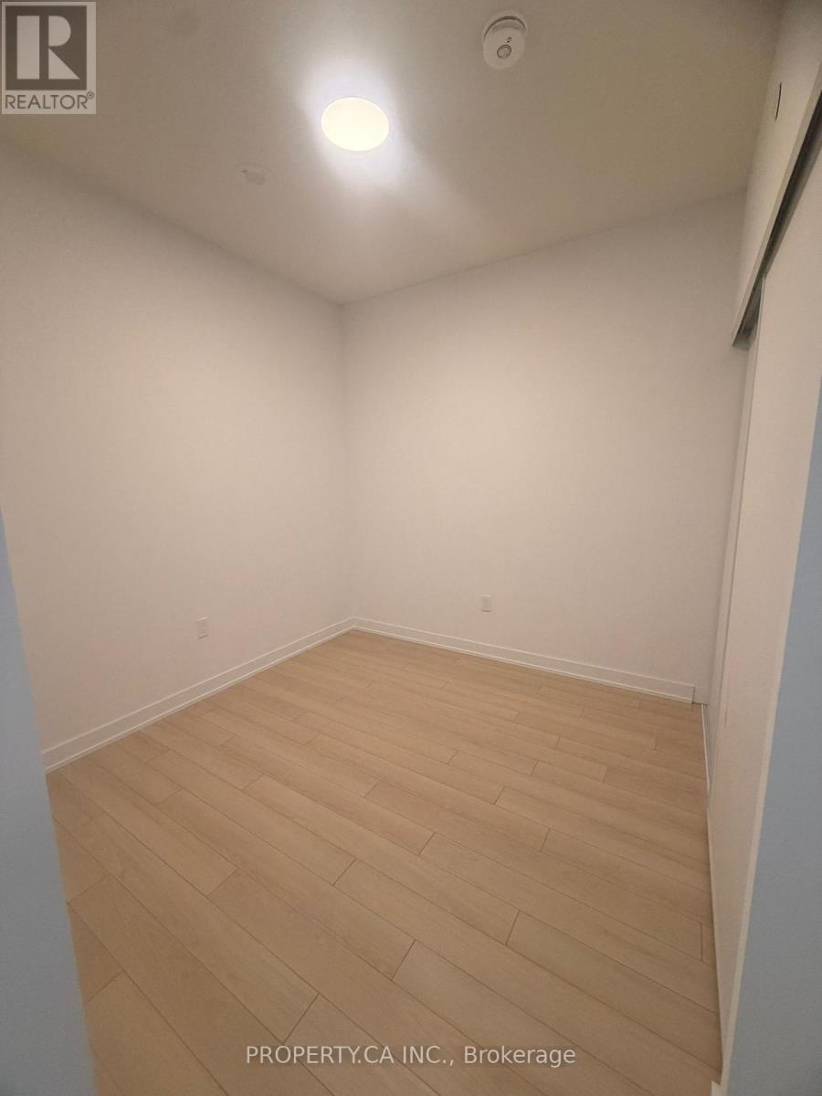 728 - 15 Skyridge Drive, Brampton, Ontario  L6P 4S7 - Photo 5 - W12638522