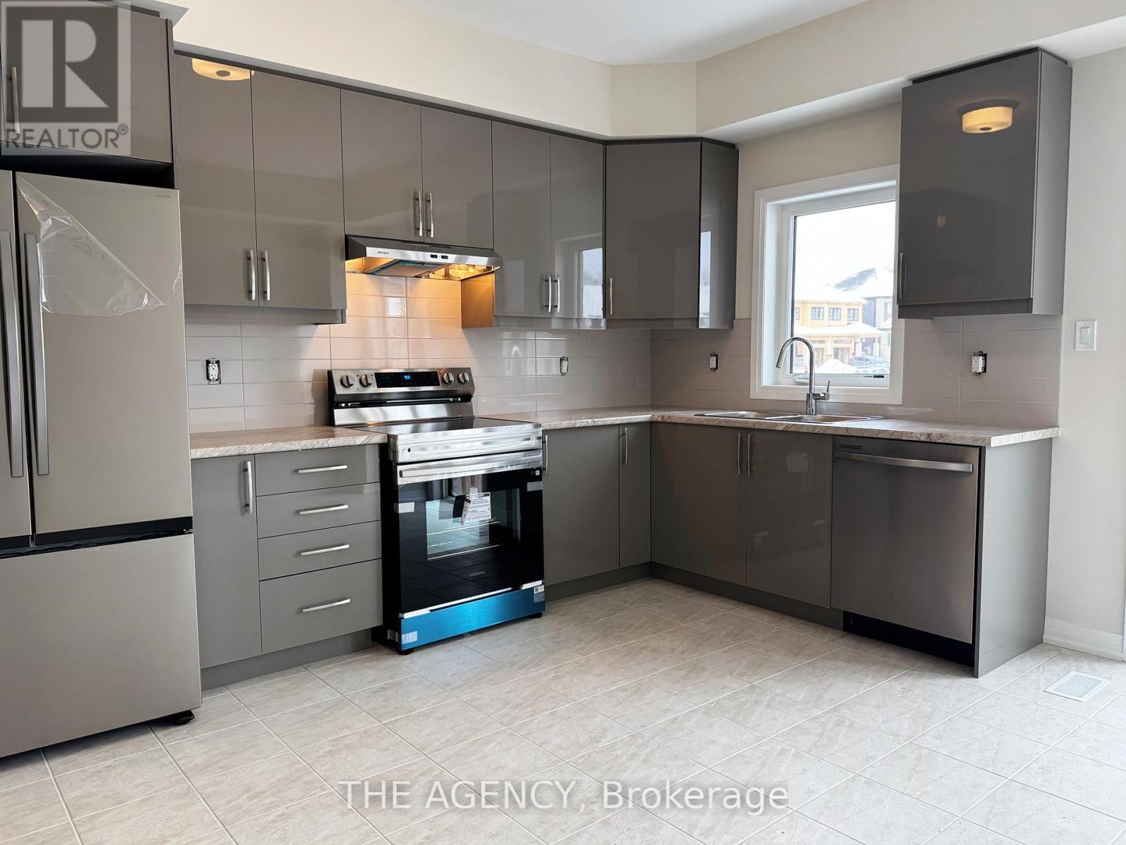 57 - 660 Colborne Street W, Brantford, Ontario  N3T 0L8 - Photo 8 - X12638404