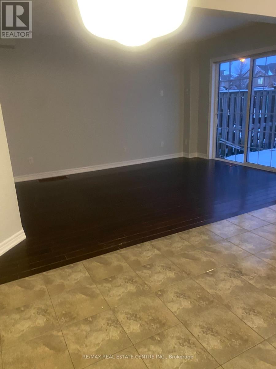 56 - 222 Fall Fair Way N, Hamilton, Ontario  L0R 1C0 - Photo 3 - X12638492