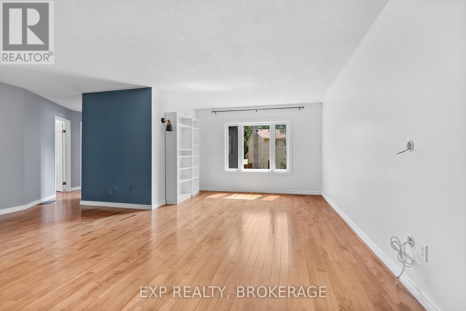 926 Cresthill Street, Kingston, Ontario K7P 1H7 - Photo 7 - X12638538