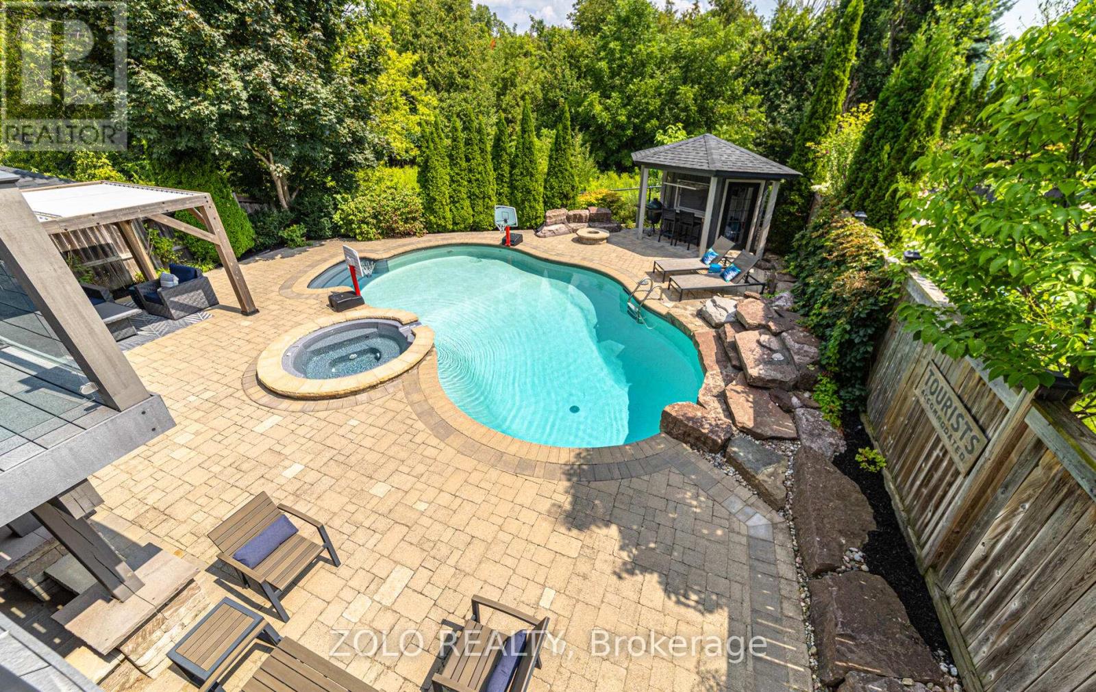 3 Covington Drive, Whitby, Ontario  L1M 2K4 - Photo 4 - E12564198