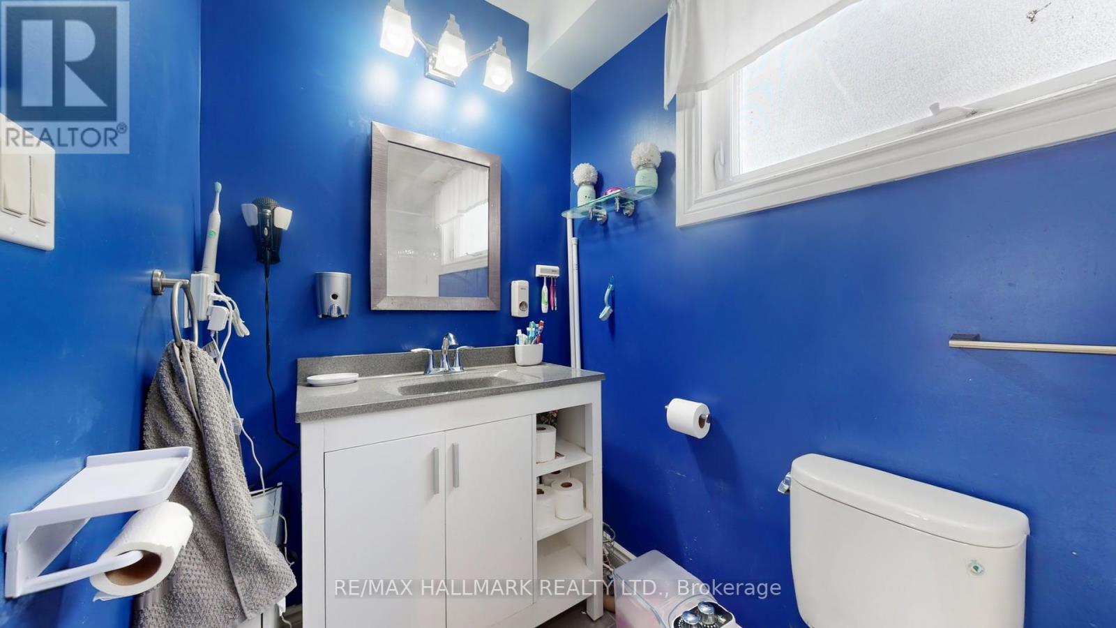 274 Demaine Crescent, Richmond Hill, Ontario  L4C 2W5 - Photo 20 - N12616336