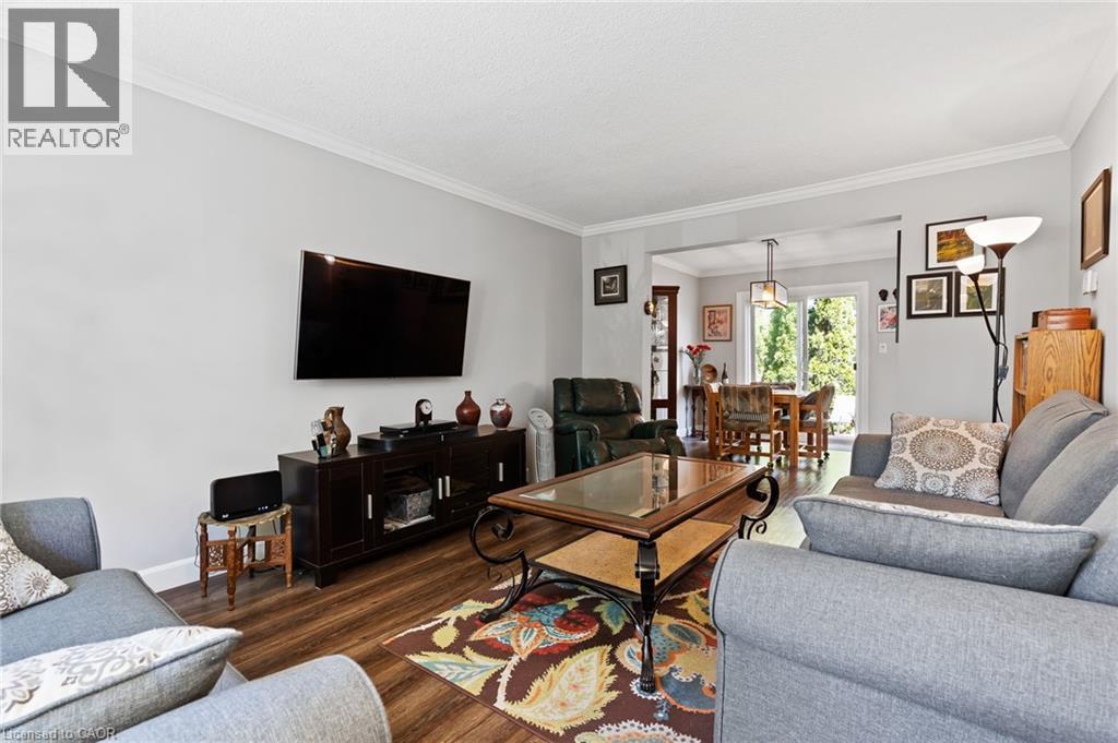 8117 Lynhurst Drive, Niagara Falls, Ontario  L2H 2A3 - Photo 6 - 40760428