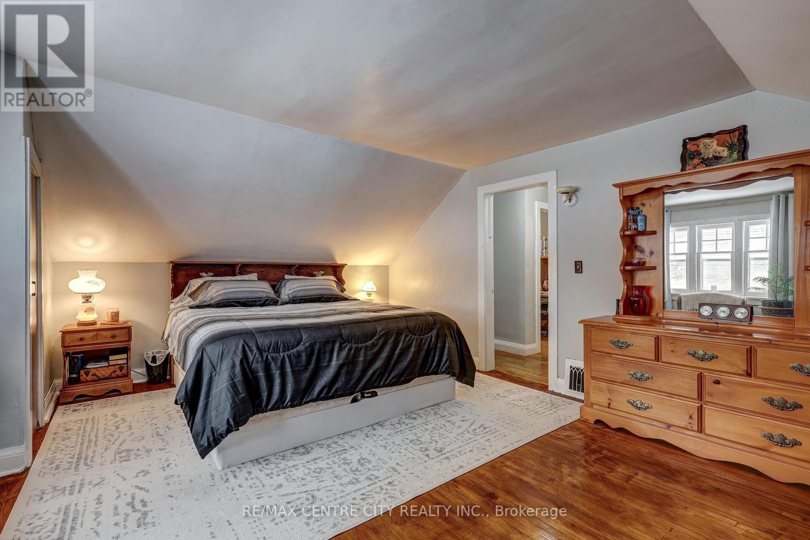 6745 Richmond Road, Malahide, Ontario  N5H 2R5 - Photo 18 - X12638540