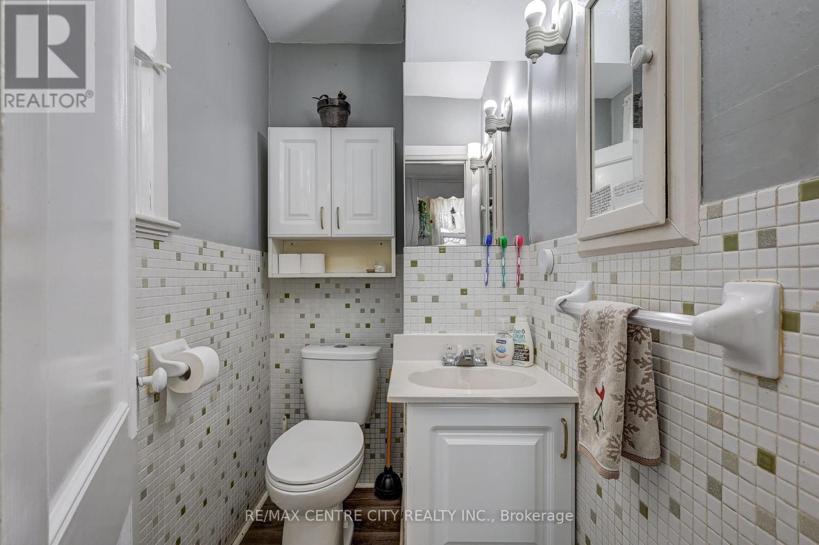 6745 Richmond Road, Malahide, Ontario  N5H 2R5 - Photo 22 - X12638540