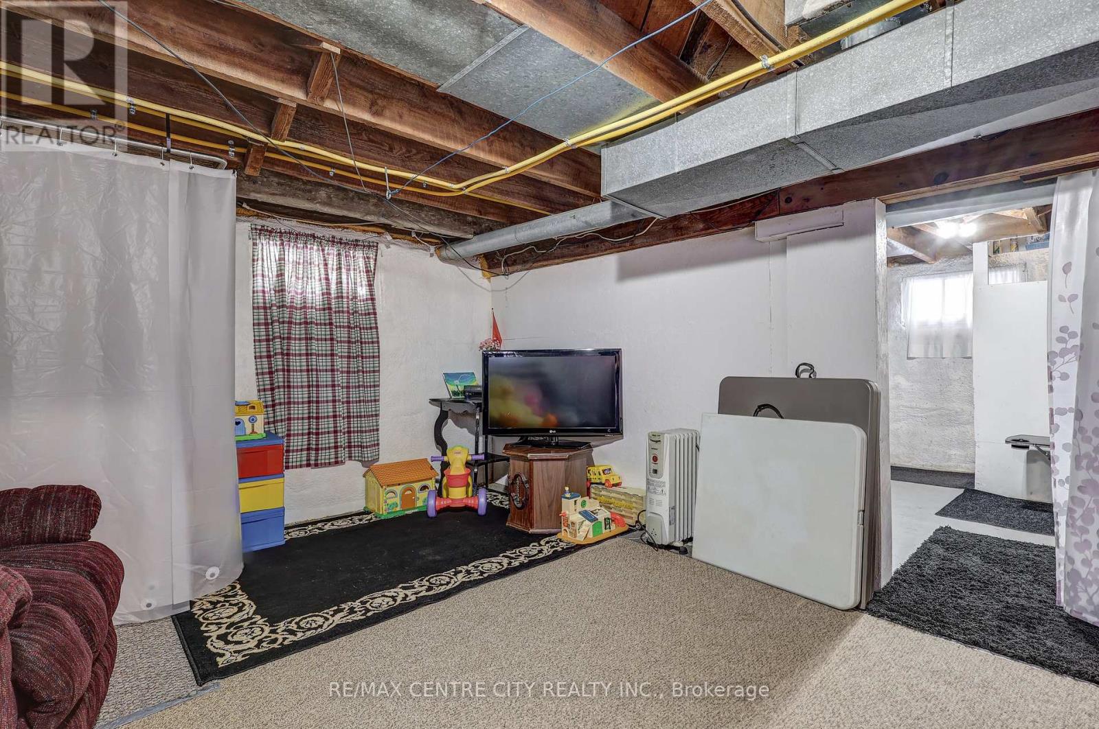 6745 Richmond Road, Malahide, Ontario  N5H 2R5 - Photo 27 - X12638540