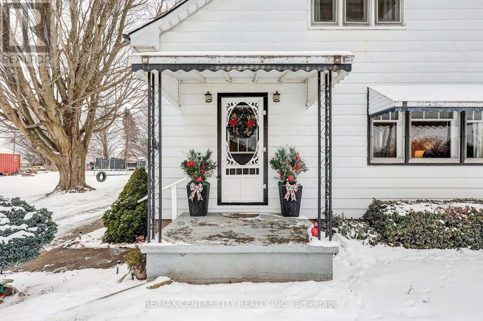 6745 Richmond Road, Malahide, Ontario  N5H 2R5 - Photo 3 - X12638540