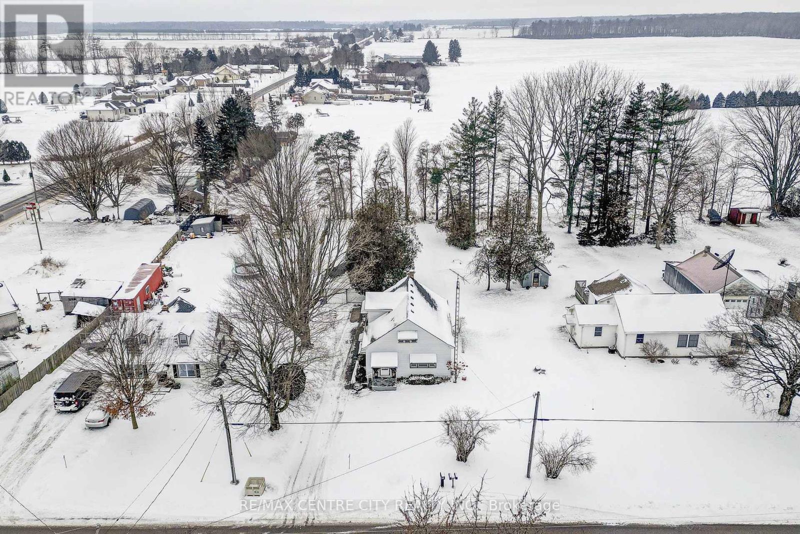 6745 Richmond Road, Malahide, Ontario  N5H 2R5 - Photo 4 - X12638540