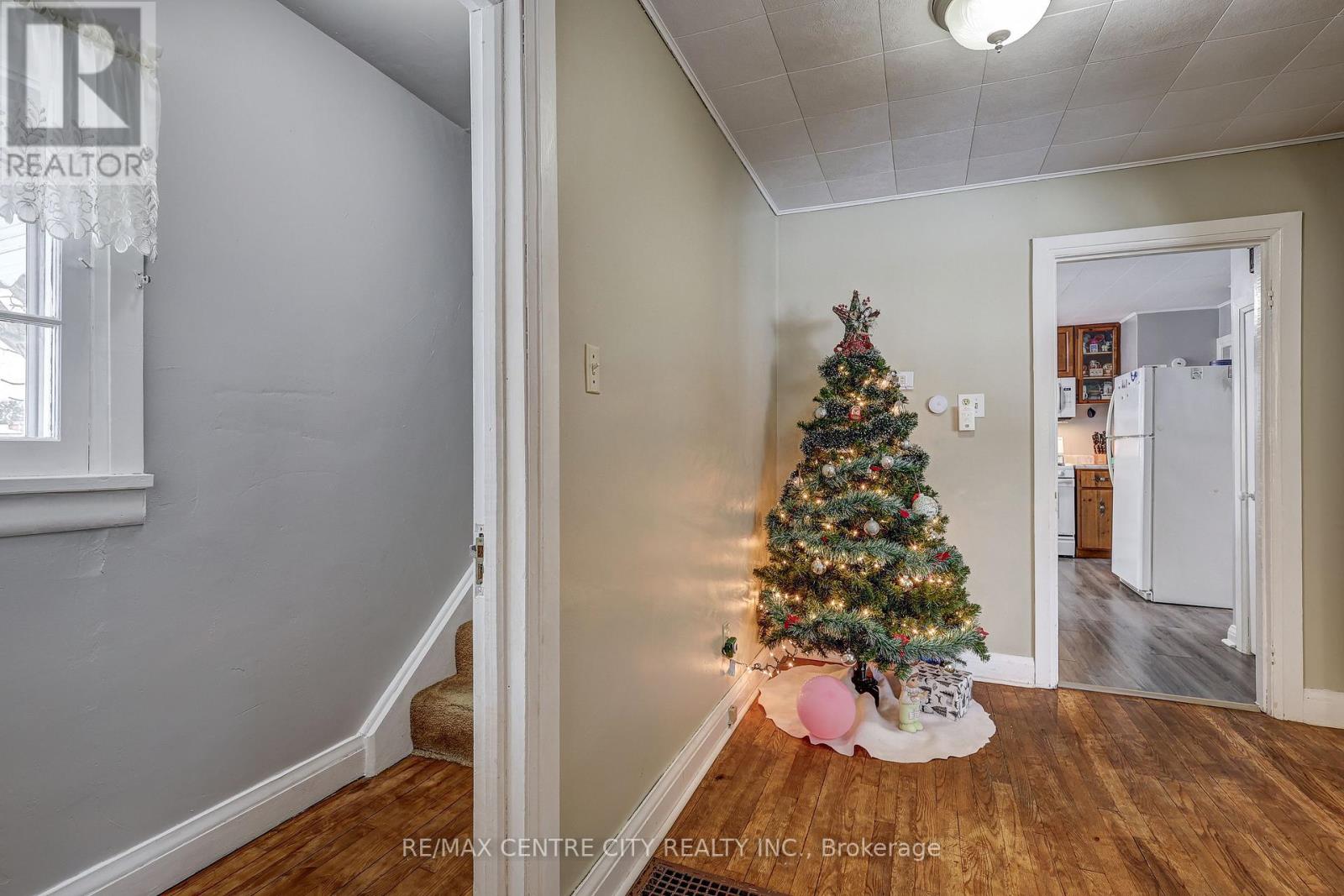 6745 Richmond Road, Malahide, Ontario  N5H 2R5 - Photo 7 - X12638540