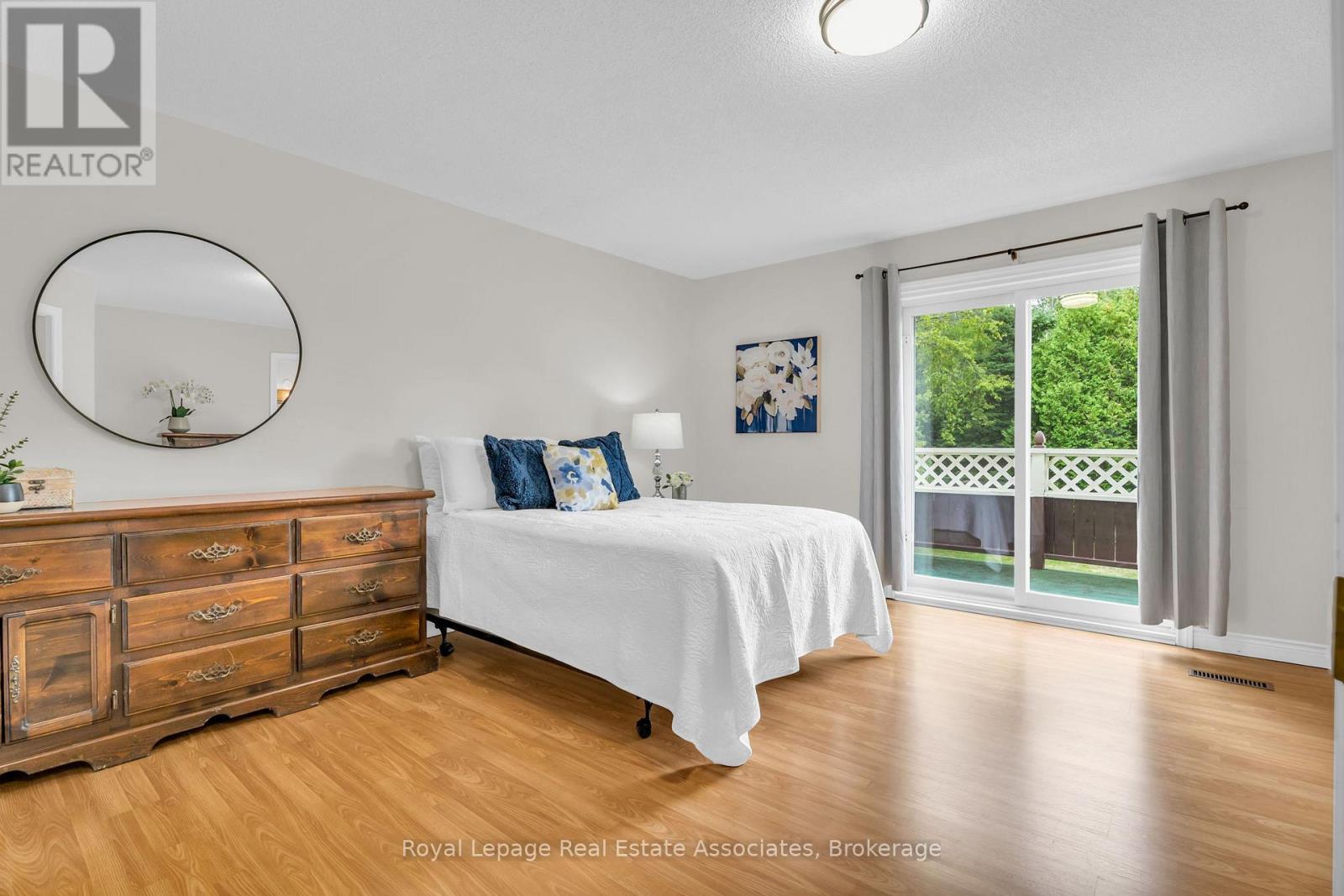 69 George Avenue, Wasaga Beach, Ontario  L9Z 2X9 - Photo 17 - S12449960