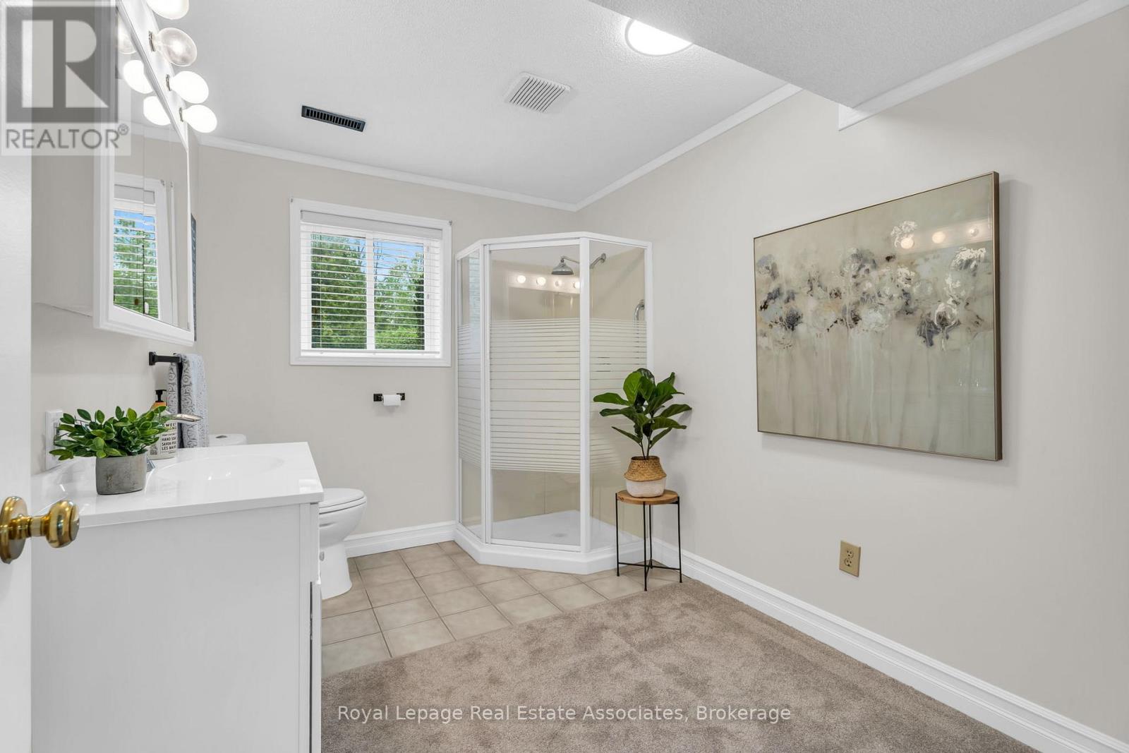 69 George Avenue, Wasaga Beach, Ontario  L9Z 2X9 - Photo 29 - S12449960