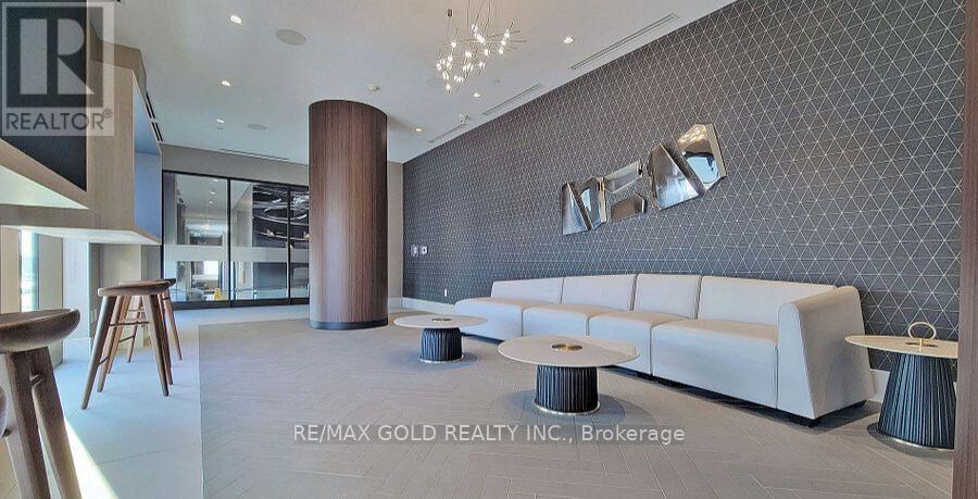 3705 - 3883 Quartz Road, Mississauga, Ontario  L6P 2X1 - Photo 3 - W12637580