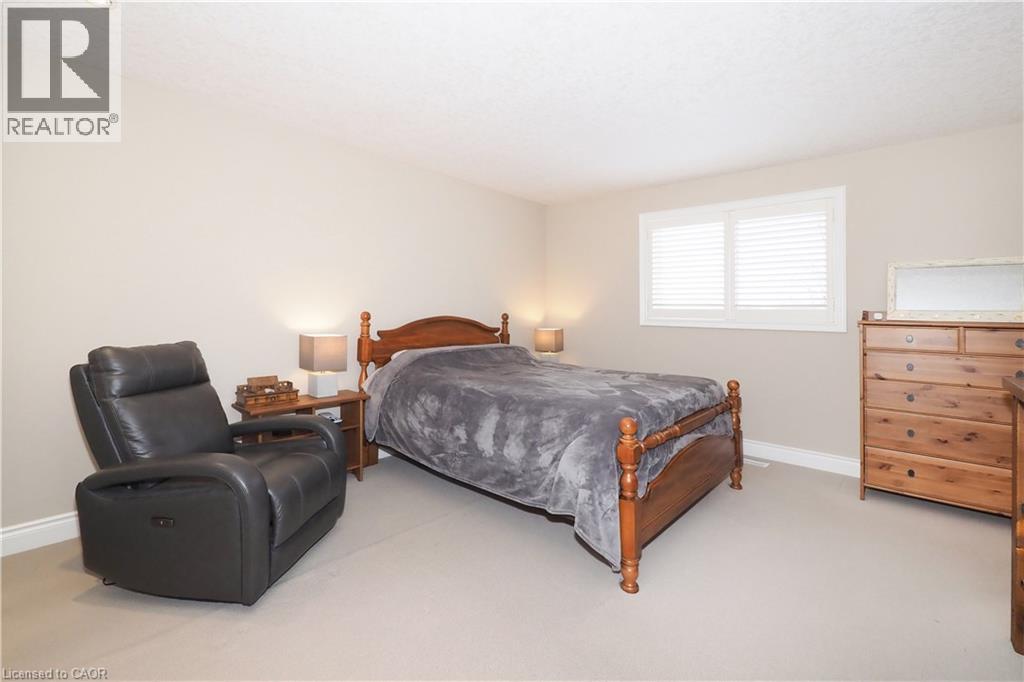 33 Huck Crescent, Kitchener, Ontario  N2N 3N8 - Photo 24 - 40794177