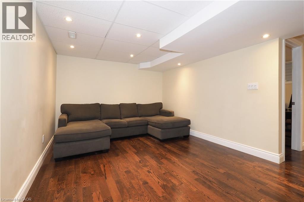 33 Huck Crescent, Kitchener, Ontario  N2N 3N8 - Photo 36 - 40794177