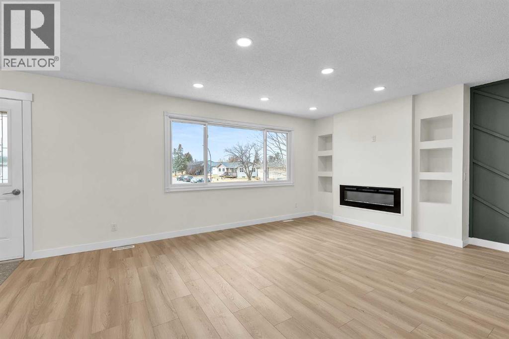 220 60 Street Se, Calgary, Alberta  T2A 4K2 - Photo 8 - A2266957