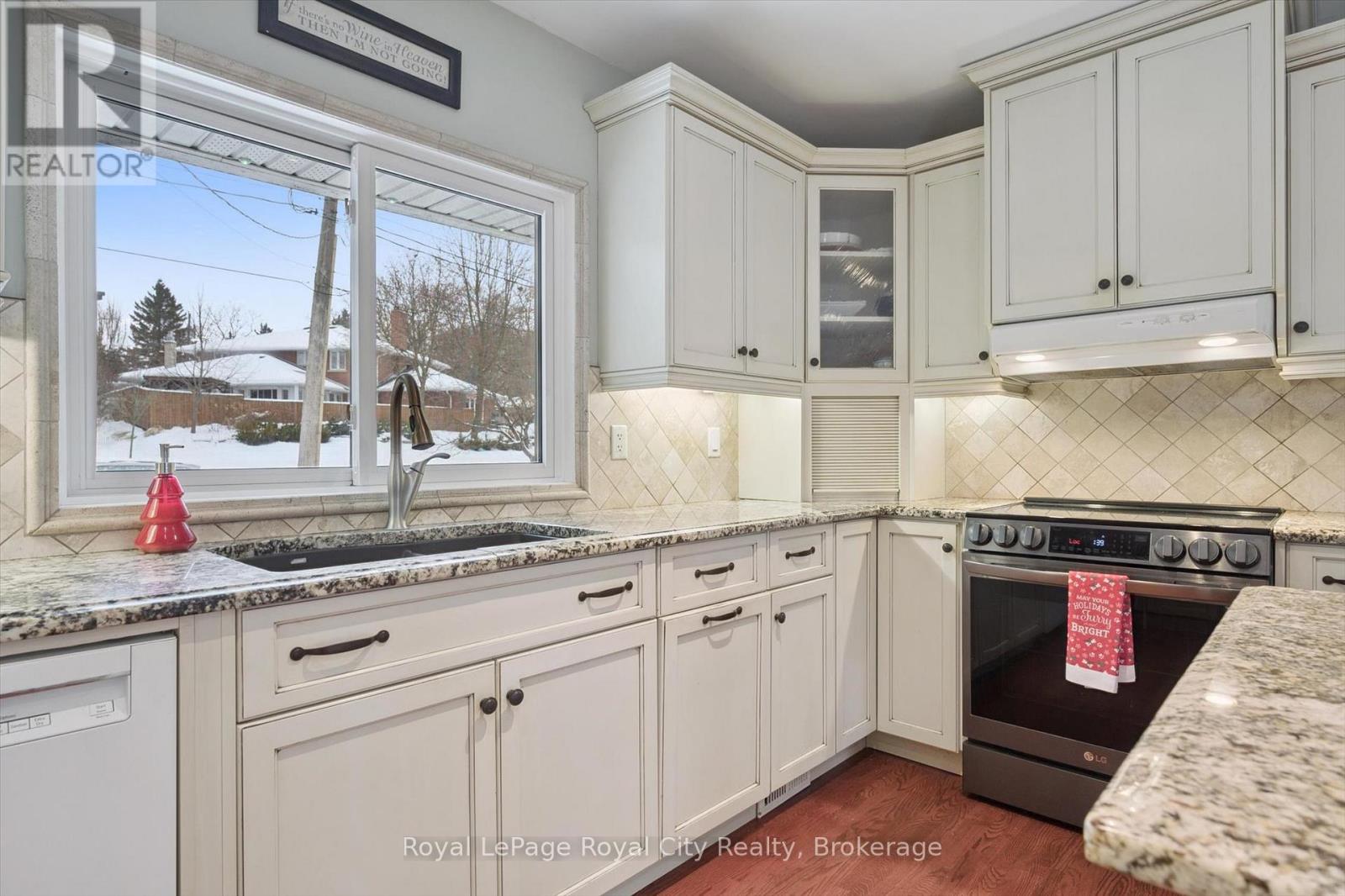 78 Callander Drive, Guelph, Ontario N1E 4H8 - Photo 19 - X12638578