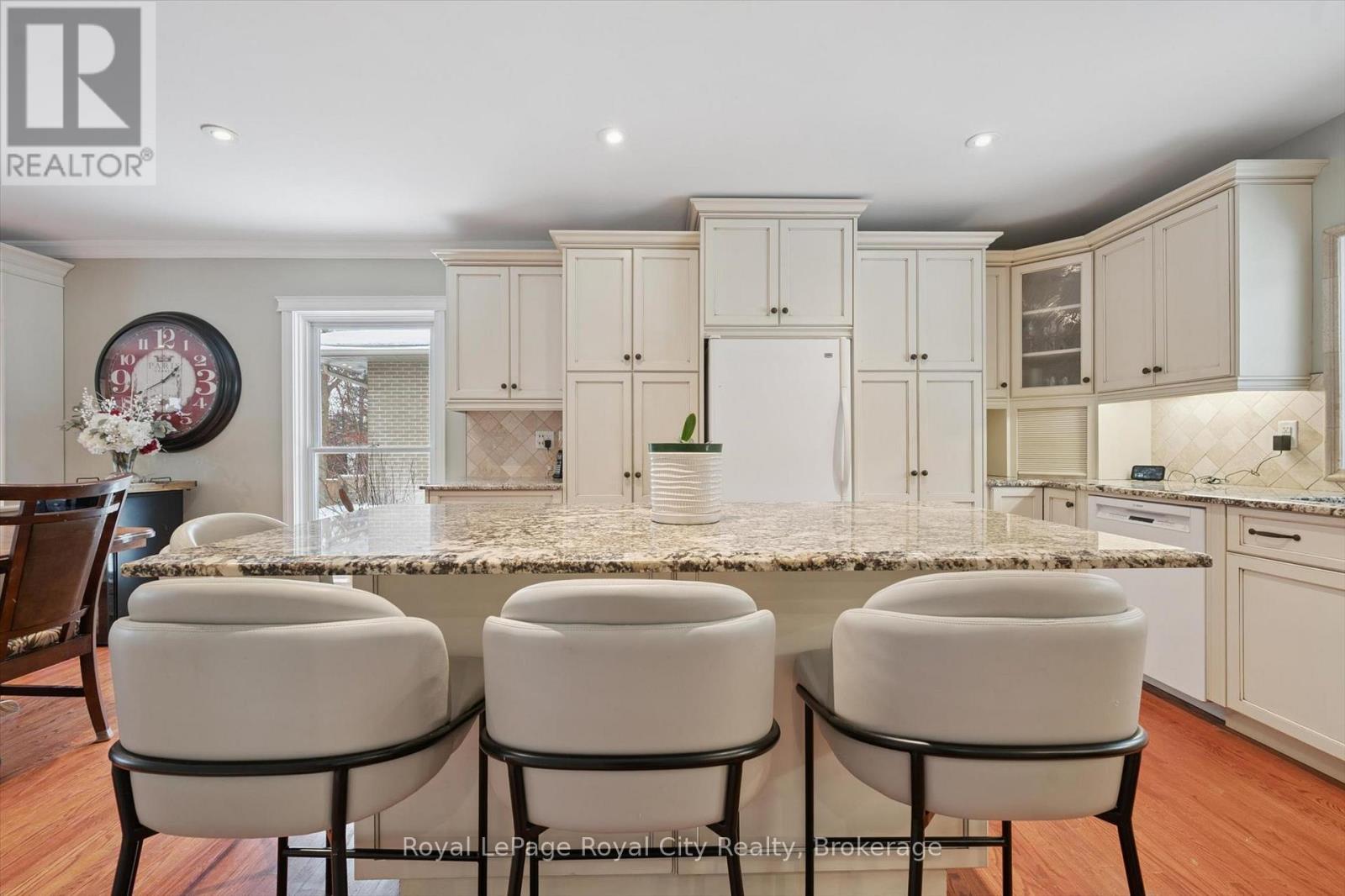 78 Callander Drive, Guelph, Ontario N1E 4H8 - Photo 22 - X12638578