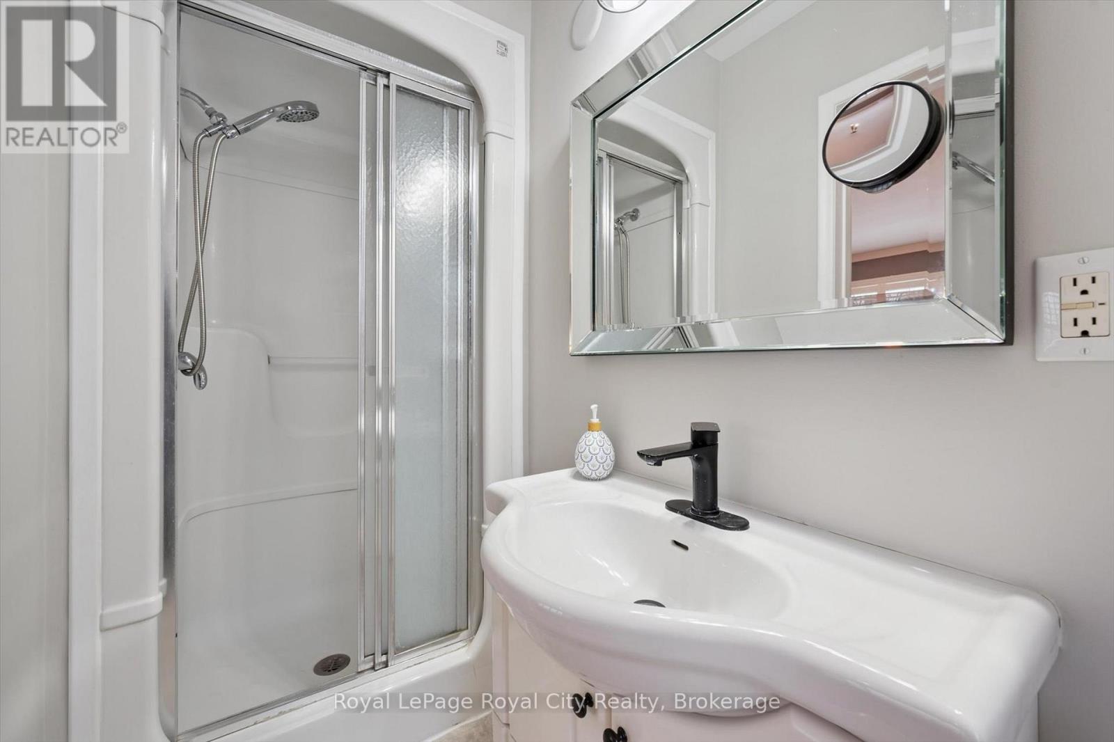 78 Callander Drive, Guelph, Ontario N1E 4H8 - Photo 27 - X12638578