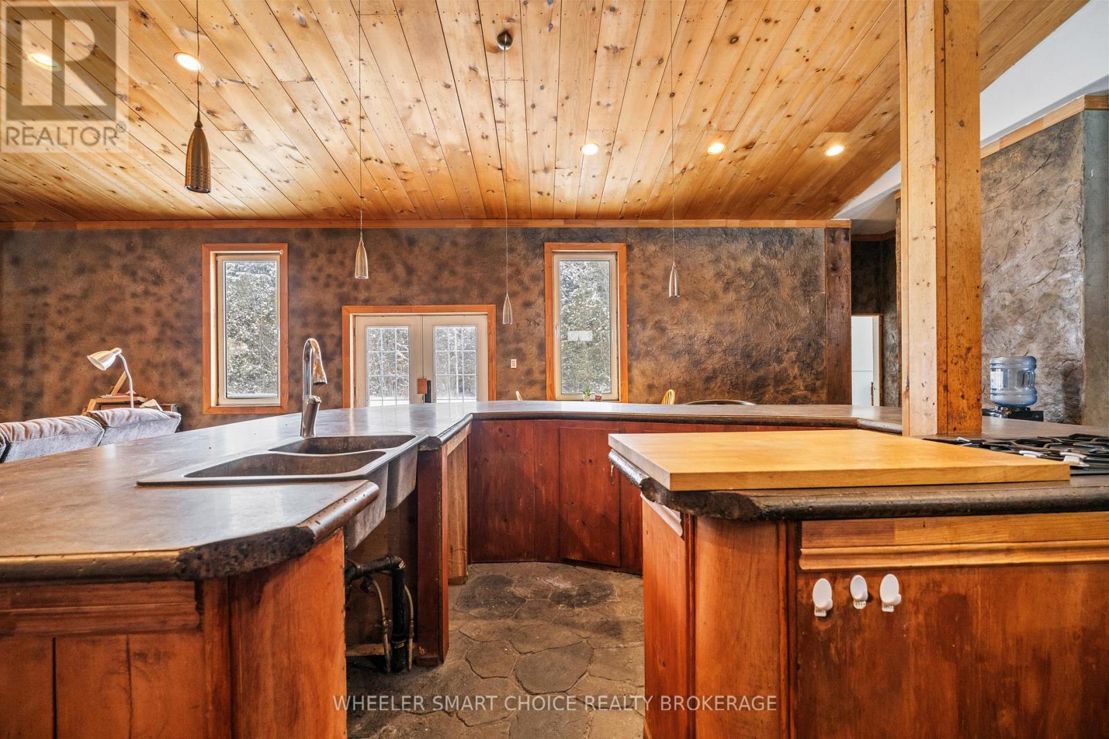 11441 Levere Road, North Dundas, Ontario  K0E 1S0 - Photo 14 - X12638546