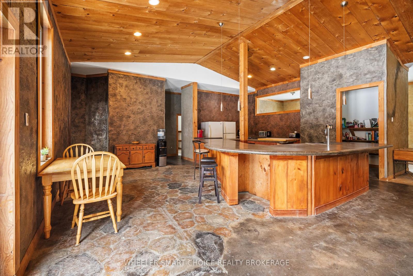 11441 Levere Road, North Dundas, Ontario  K0E 1S0 - Photo 16 - X12638546