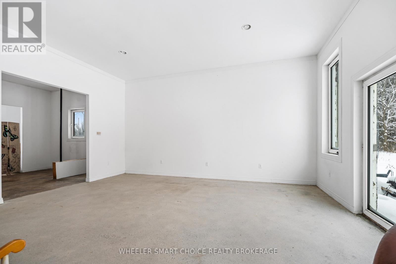 11441 Levere Road, North Dundas, Ontario  K0E 1S0 - Photo 38 - X12638546