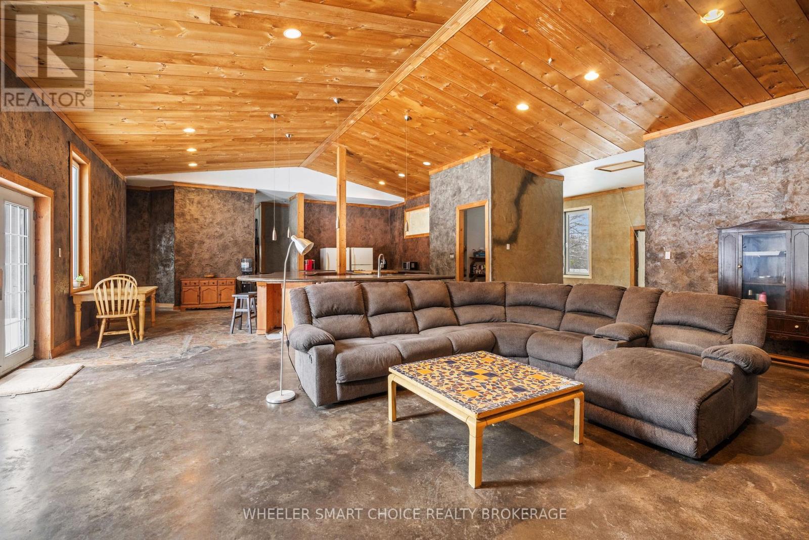 11441 Levere Road, North Dundas, Ontario  K0E 1S0 - Photo 4 - X12638546