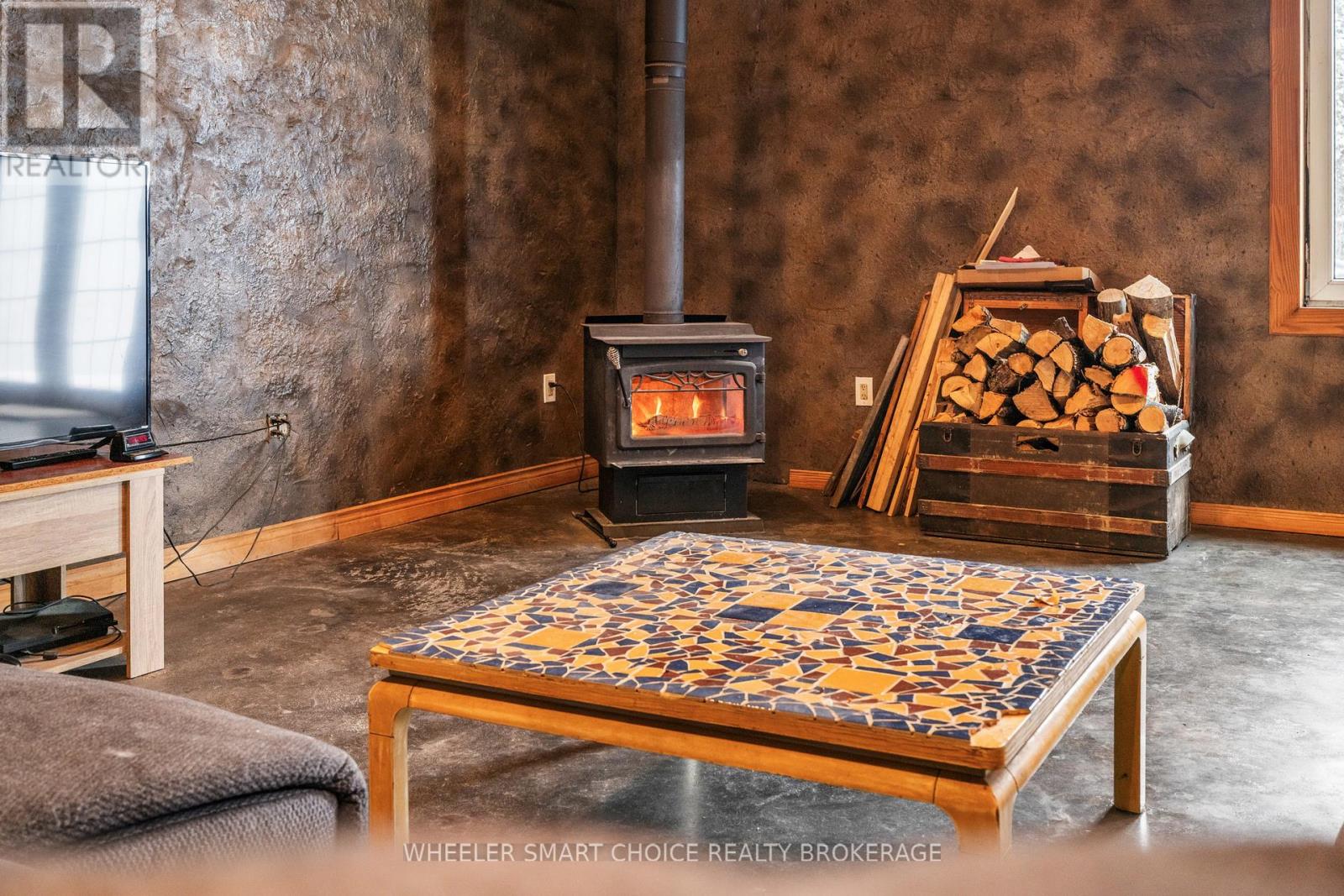 11441 Levere Road, North Dundas, Ontario  K0E 1S0 - Photo 5 - X12638546