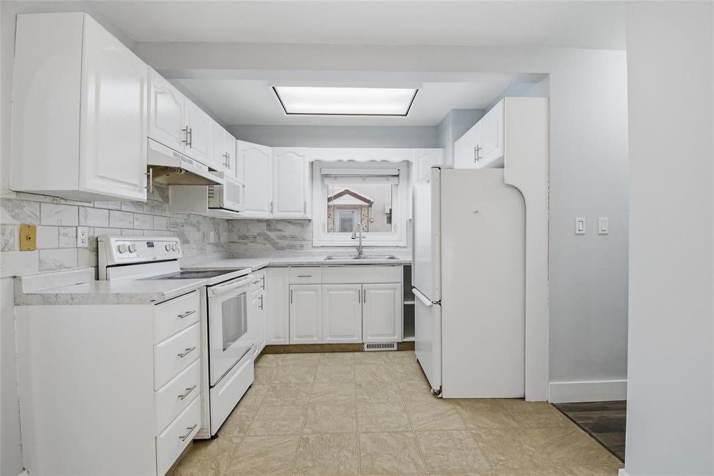 1991 Ross Avenue W, Winnipeg, Manitoba  R2R 0E8 - Photo 10 - 202529943