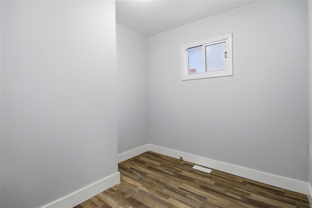 1991 Ross Avenue W, Winnipeg, Manitoba  R2R 0E8 - Photo 17 - 202529943
