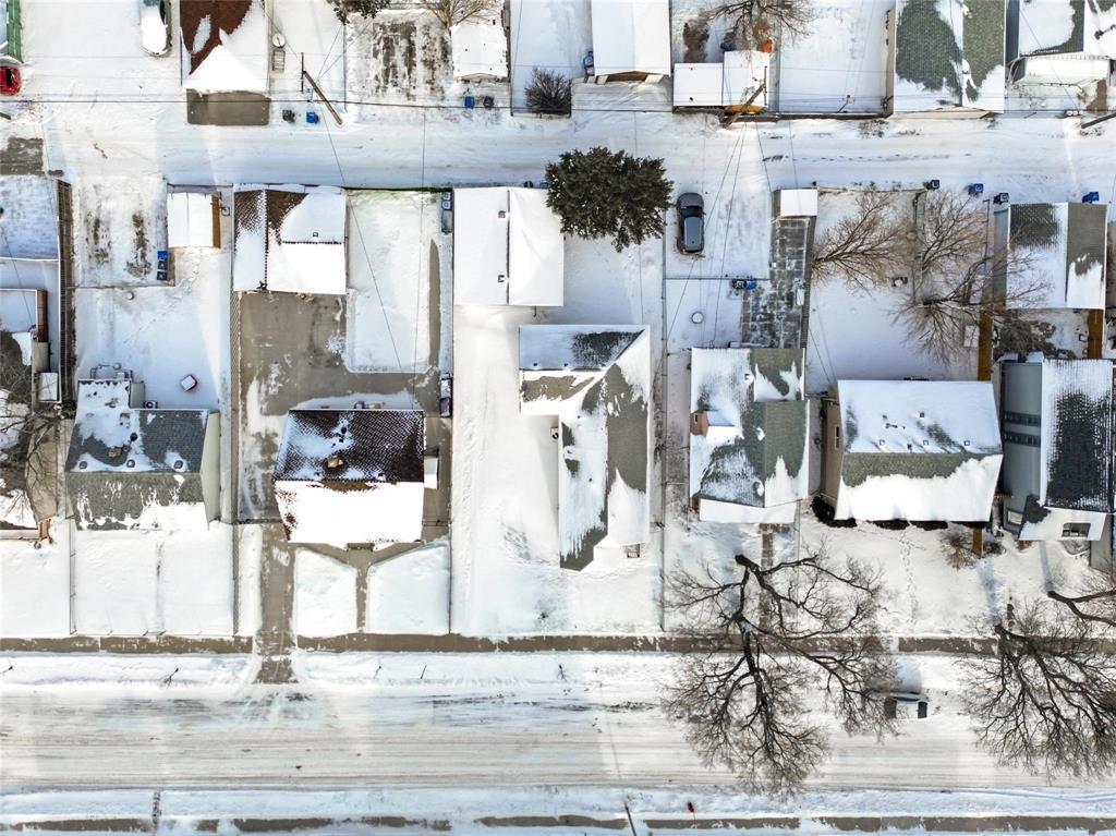 1991 Ross Avenue W, Winnipeg, Manitoba  R2R 0E8 - Photo 28 - 202529943