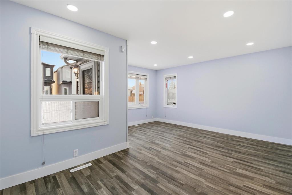 1991 Ross Avenue W, Winnipeg, Manitoba  R2R 0E8 - Photo 8 - 202529943