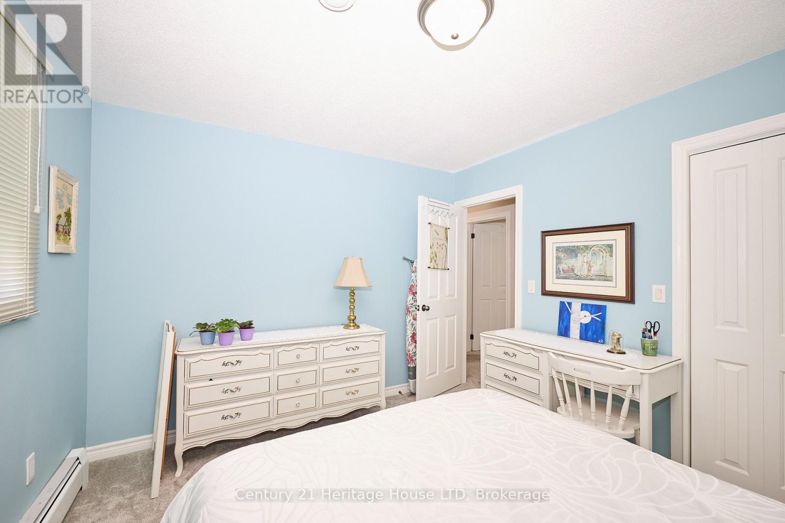 544 Rosehill Road, Fort Erie (Crescent Park), Ontario  L2A 5M4 - Photo 18 - X12413166