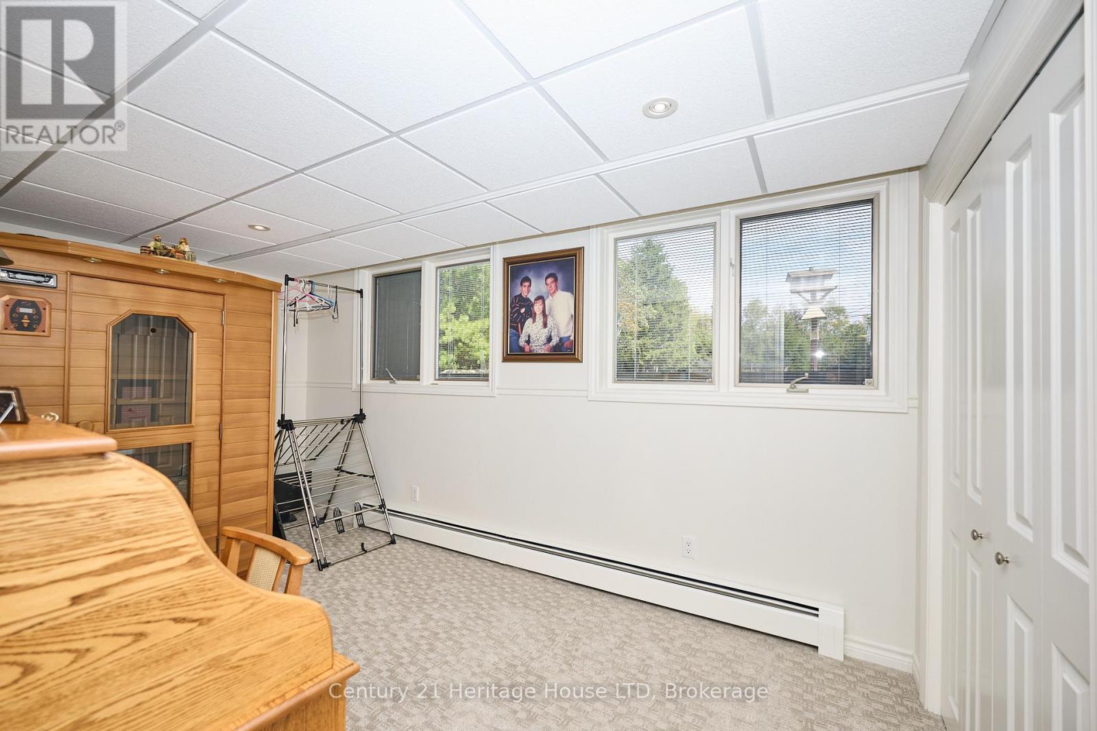 544 Rosehill Road, Fort Erie (Crescent Park), Ontario  L2A 5M4 - Photo 27 - X12413166